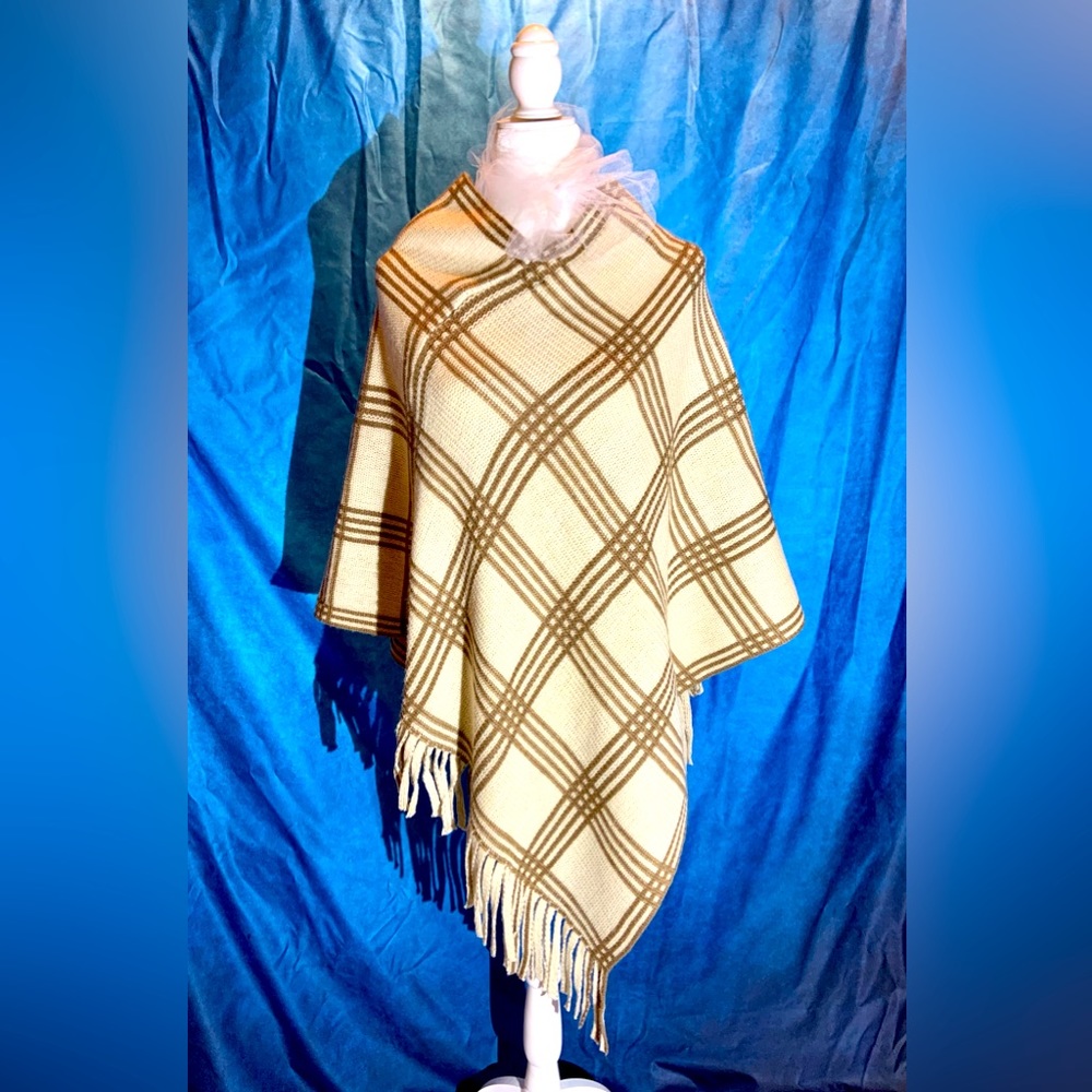 Kimberly C Knit Cream Plaid Poncho